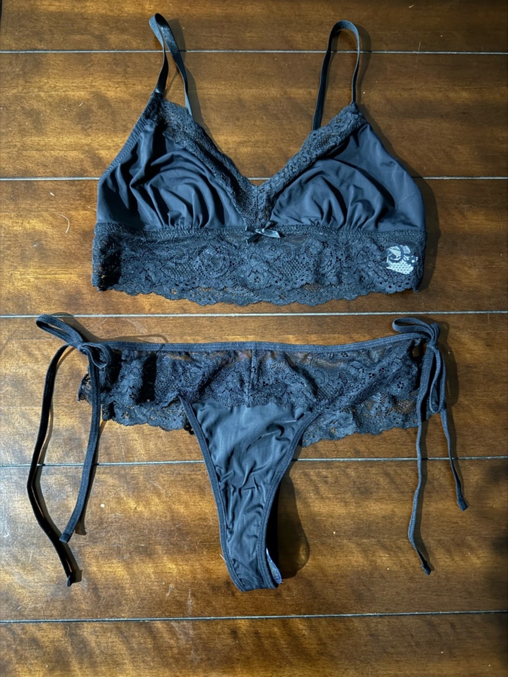 Lace Trim Bralette and Tie-Side Thong Set - Black